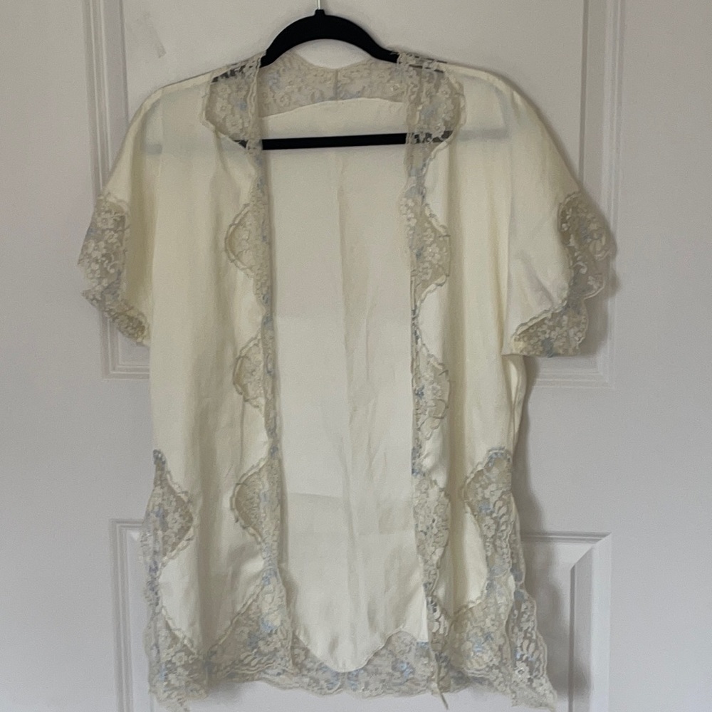 Vintage Victoria’s Secret Slinky Short Robe Petite Small